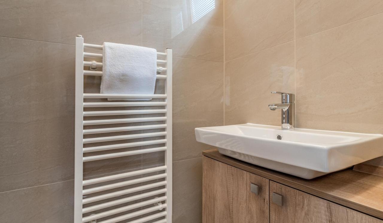 Modern Fully Equipped Studio With Parking Zavadilka 2620 تشيسكي بوديوفيتسه المظهر الخارجي الصورة